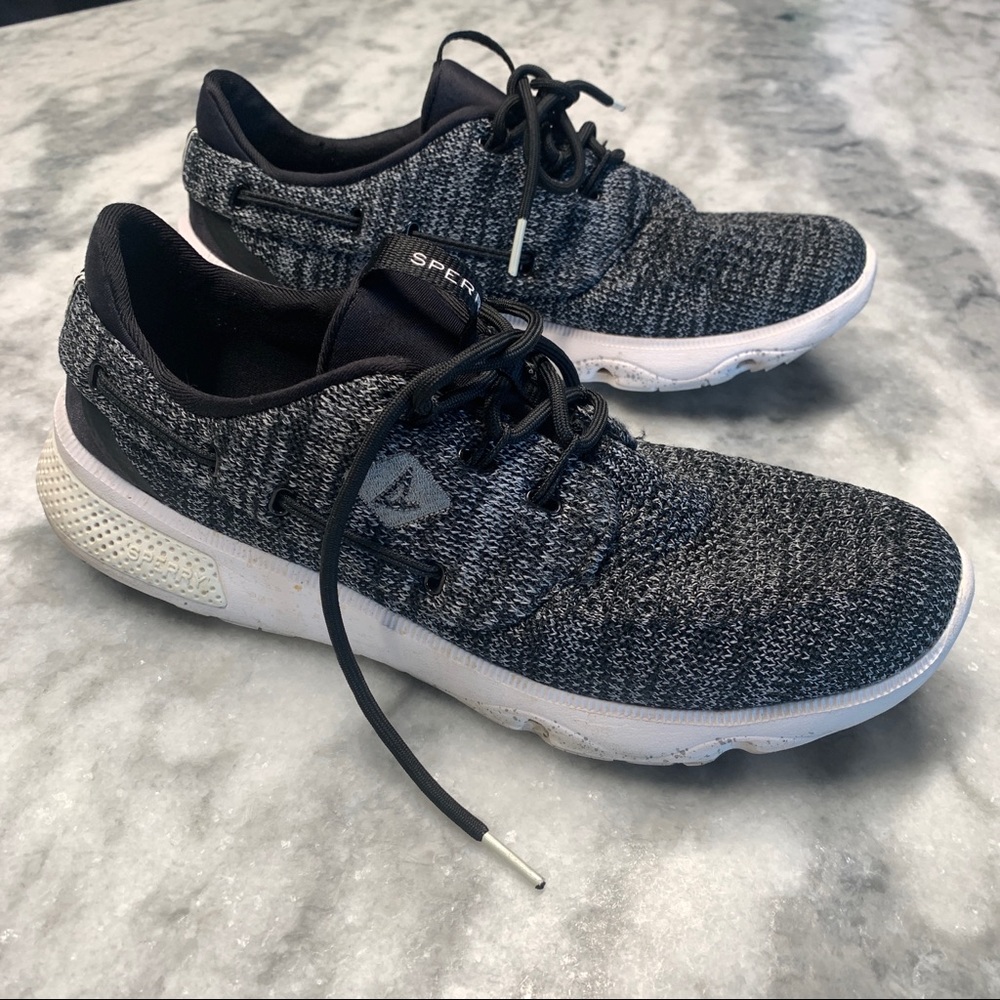 Sperry 7 seas 3 eye fly knit Size 9.5 Dark gray Excellent condition Boat shoes